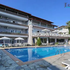 4* Aparthotel Tropical